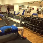 Занятия йогой, фитнесом в спортзале Мастерская тела Павла Науменко Сургут