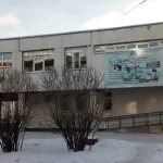 Занятия йогой, фитнесом в спортзале МАУ ДО Детско-юношеский центр Авангард города Тюмени Тюмень