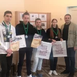 Занятия йогой, фитнесом в спортзале МАУ ДО ДООЦ Карпинск