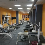 Занятия йогой, фитнесом в спортзале MaxFit Зеленоград