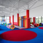 Занятия йогой, фитнесом в спортзале Maxikids Ростов-на-Дону