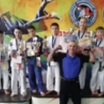 Занятия йогой, фитнесом в спортзале МБОУ ДО ДЮСШ Русич Владивосток