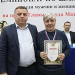 Занятия йогой, фитнесом в спортзале МБУ г. Махачкалы Спортивная школа по шахматам Карпова А. Е. Махачкала