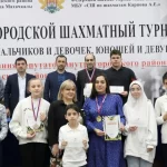 Занятия йогой, фитнесом в спортзале МБУ г. Махачкалы Спортивная школа по шахматам Карпова А. Е. Махачкала