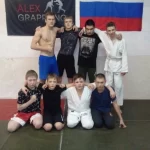 Занятия йогой, фитнесом в спортзале МБУ Юпитер Александровск