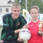 Занятия йогой, фитнесом в спортзале МБУ СШ Высокогорец Нижний Тагил