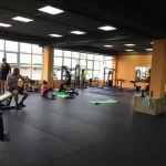 Занятия йогой, фитнесом в спортзале Медведь Котельники