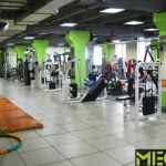 Занятия йогой, фитнесом в спортзале Megafit Кузнецк