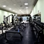 Занятия йогой, фитнесом в спортзале Metro Fitness Уфа