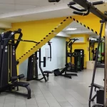 Занятия йогой, фитнесом в спортзале МетроФитнес Челябинск