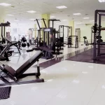 Занятия йогой, фитнесом в спортзале Метрофитнес Кемерово