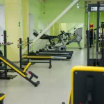 Занятия йогой, фитнесом в спортзале МетроFitness Челябинск