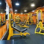 Занятия йогой, фитнесом в спортзале МетроFitness Омск