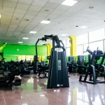 Занятия йогой, фитнесом в спортзале МетроFitness Самара