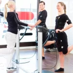 Занятия йогой, фитнесом в спортзале Miha Bodytec Москва