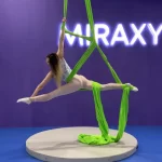 Занятия йогой, фитнесом в спортзале MIRAXY Кудрово