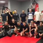 Занятия йогой, фитнесом в спортзале Mixfight, Sindo Москва
