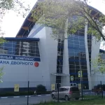 Занятия йогой, фитнесом в спортзале Моя стихия Омск
