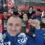 Занятия йогой, фитнесом в спортзале Монгкон Семенов