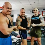 Занятия йогой, фитнесом в спортзале Монолит Королёв