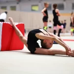 Занятия йогой, фитнесом в спортзале МОСгимнастика — художественная гимнастика Москва