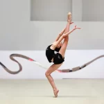Занятия йогой, фитнесом в спортзале МОСгимнастика — художественная гимнастика Москва