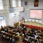 Занятия йогой, фитнесом в спортзале Московский государственный юридический университет имени О. Е. Кутафина Москва