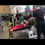 Занятия йогой, фитнесом в спортзале Mount — Спортклуб Монино Ногинск