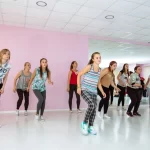 Занятия йогой, фитнесом в спортзале Mti Dance School Мурманск