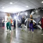 Занятия йогой, фитнесом в спортзале Mti Dance School Мурманск