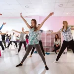 Занятия йогой, фитнесом в спортзале Mti Dance School Мурманск