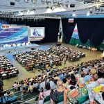 Занятия йогой, фитнесом в спортзале МТЛ Арена Самара