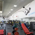Занятия йогой, фитнесом в спортзале МТЛ-Арена Самара