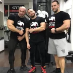 Занятия йогой, фитнесом в спортзале Muscle Gym Солнечногорск