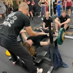 Занятия йогой, фитнесом в спортзале Мускуляр Углич