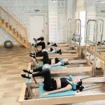 Занятия йогой, фитнесом в спортзале MVpilates kids Санкт-Петербург