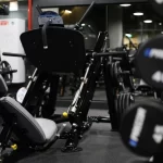 Занятия йогой, фитнесом в спортзале MyGym Москва