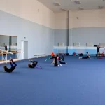 Занятия йогой, фитнесом в спортзале Настроение гимнастика Калининград