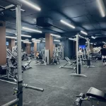 Занятия йогой, фитнесом в спортзале Нео Джим Екатеринбург