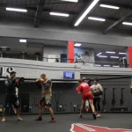 Занятия йогой, фитнесом в спортзале NeoCombat Москва