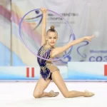 Занятия йогой, фитнесом в спортзале Ника-Спорт Калининград