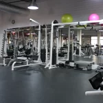 Занятия йогой, фитнесом в спортзале Non-Stop Брянск