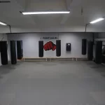 Занятия йогой, фитнесом в спортзале Novikov Boxing Москва