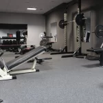 Занятия йогой, фитнесом в спортзале Nrg Fit Владивосток