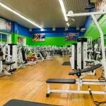 Занятия йогой, фитнесом в спортзале Оазис Москва