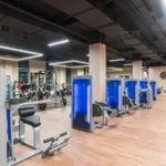 Занятия йогой, фитнесом в спортзале Облака Москва