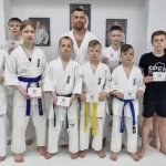 Занятия йогой, фитнесом в спортзале Окружная Федерация каратэ Спортивный клуб по каратэ Нижневартовск
