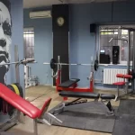 Занятия йогой, фитнесом в спортзале OldSchool Москва