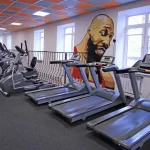 Занятия йогой, фитнесом в спортзале Олимп Москва