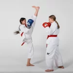 Занятия йогой, фитнесом в спортзале One Kick Красноярск